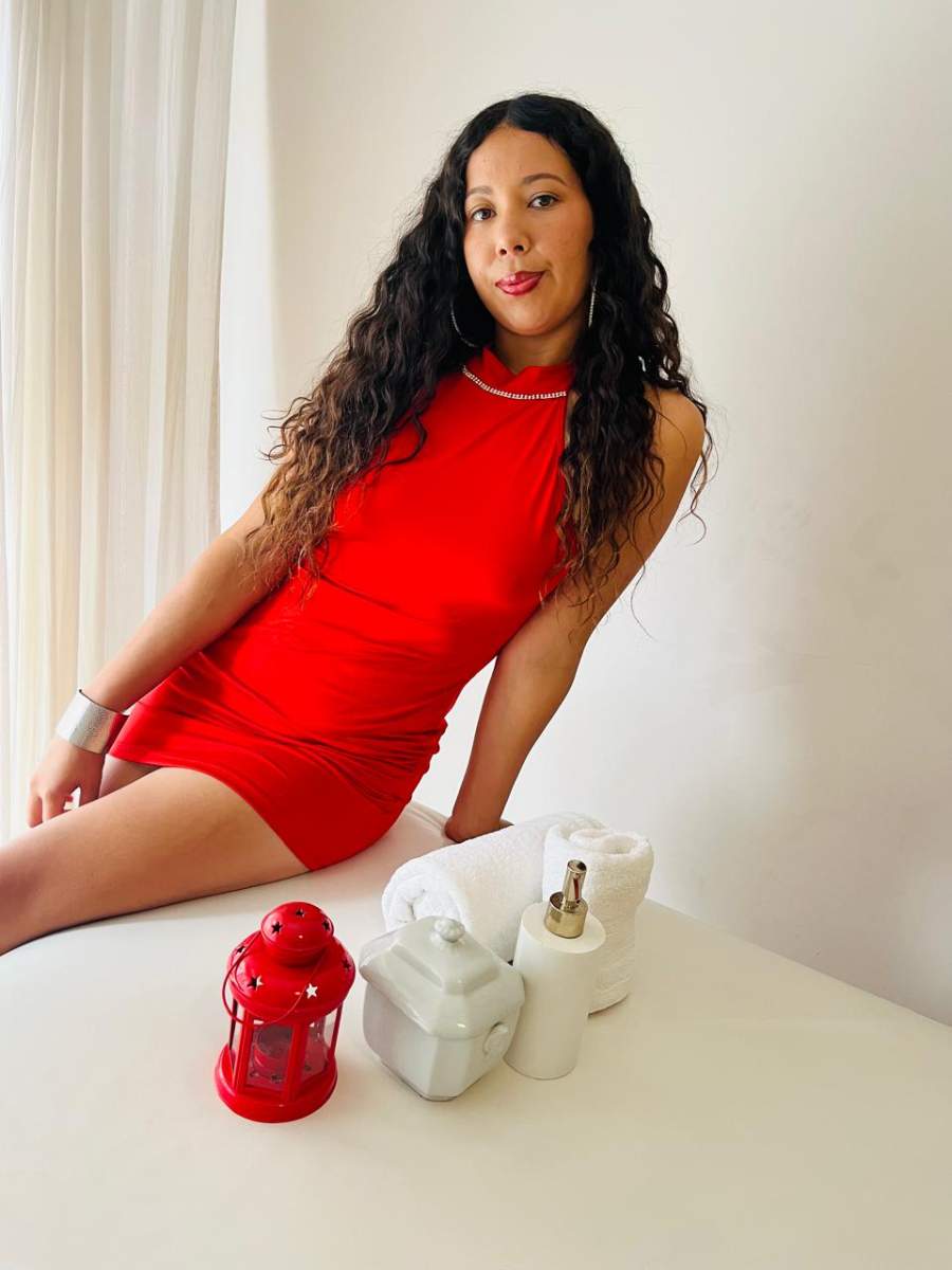 Estrella en Belgrano - masajista con manos de oro y cuerpo de infarto